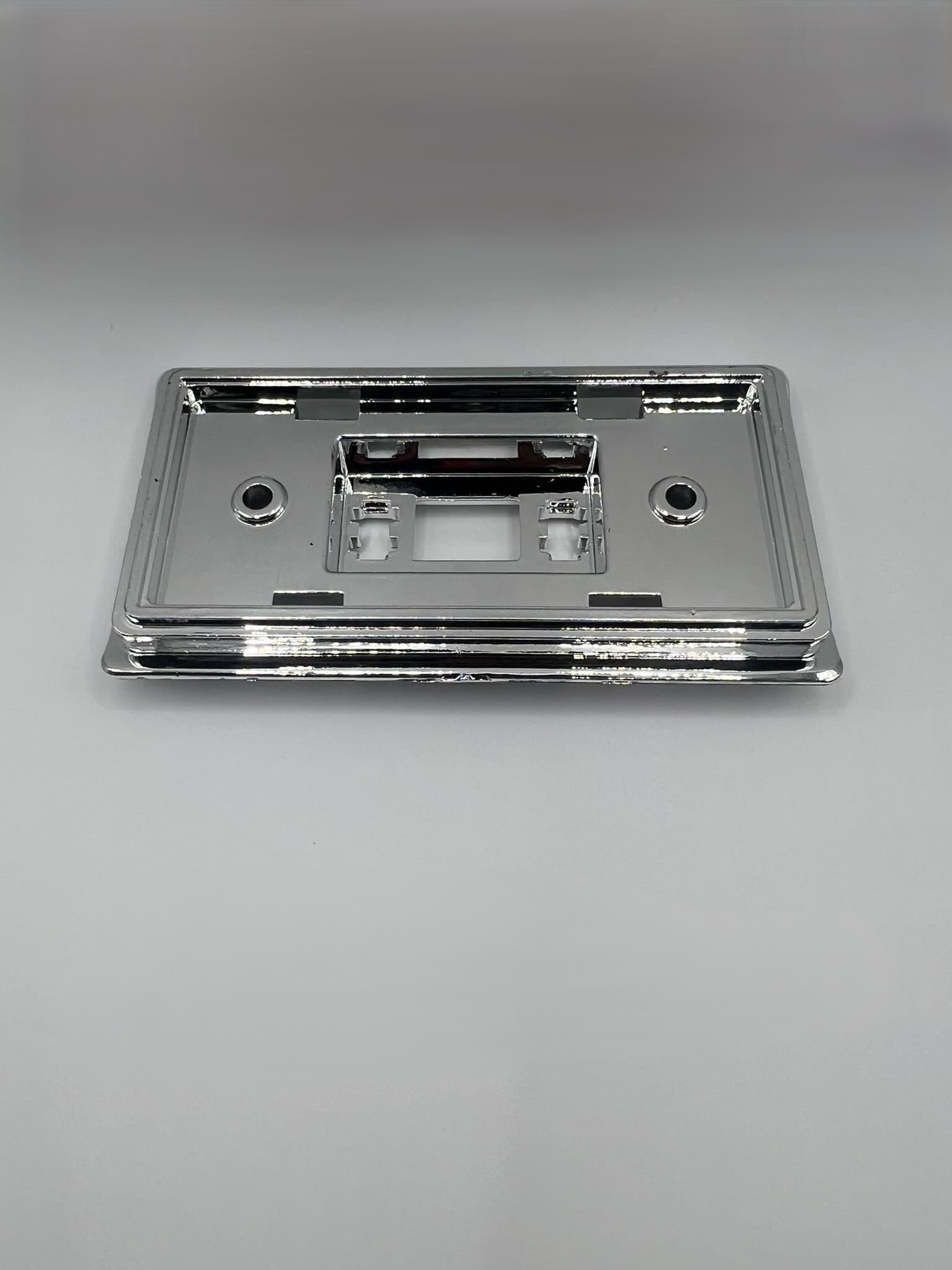 CHEVY GMC TRK CHROME DOME LIGHT HOUSING, 84-87