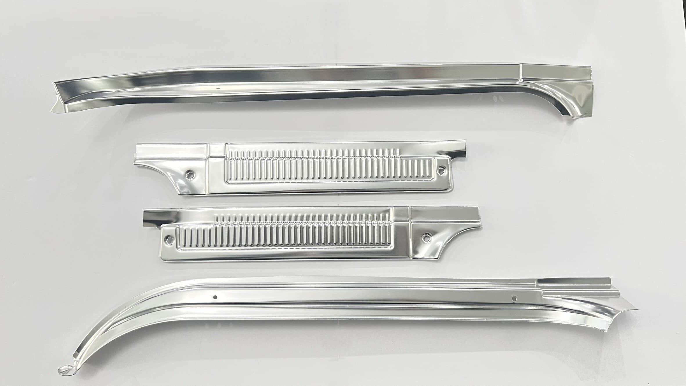CHEVY/GMC DOOR SILL KIT, 4 PCS, 73-76