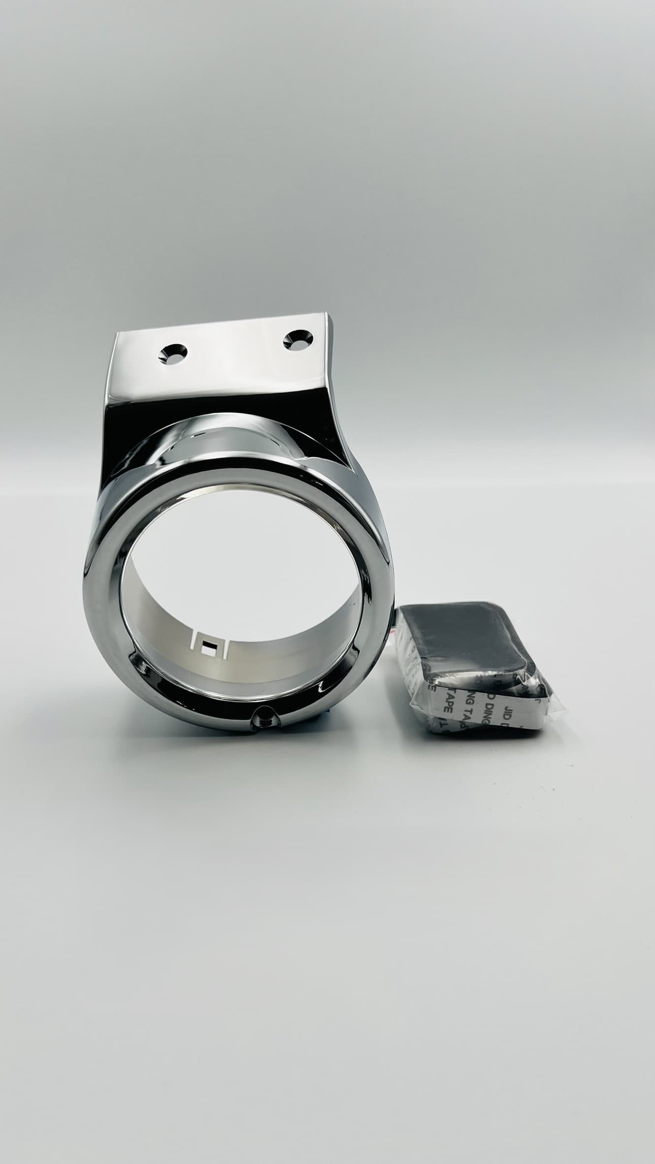 GM TRK AC BALL HOUSING CHRM W-FLET LINER, RH 67-72