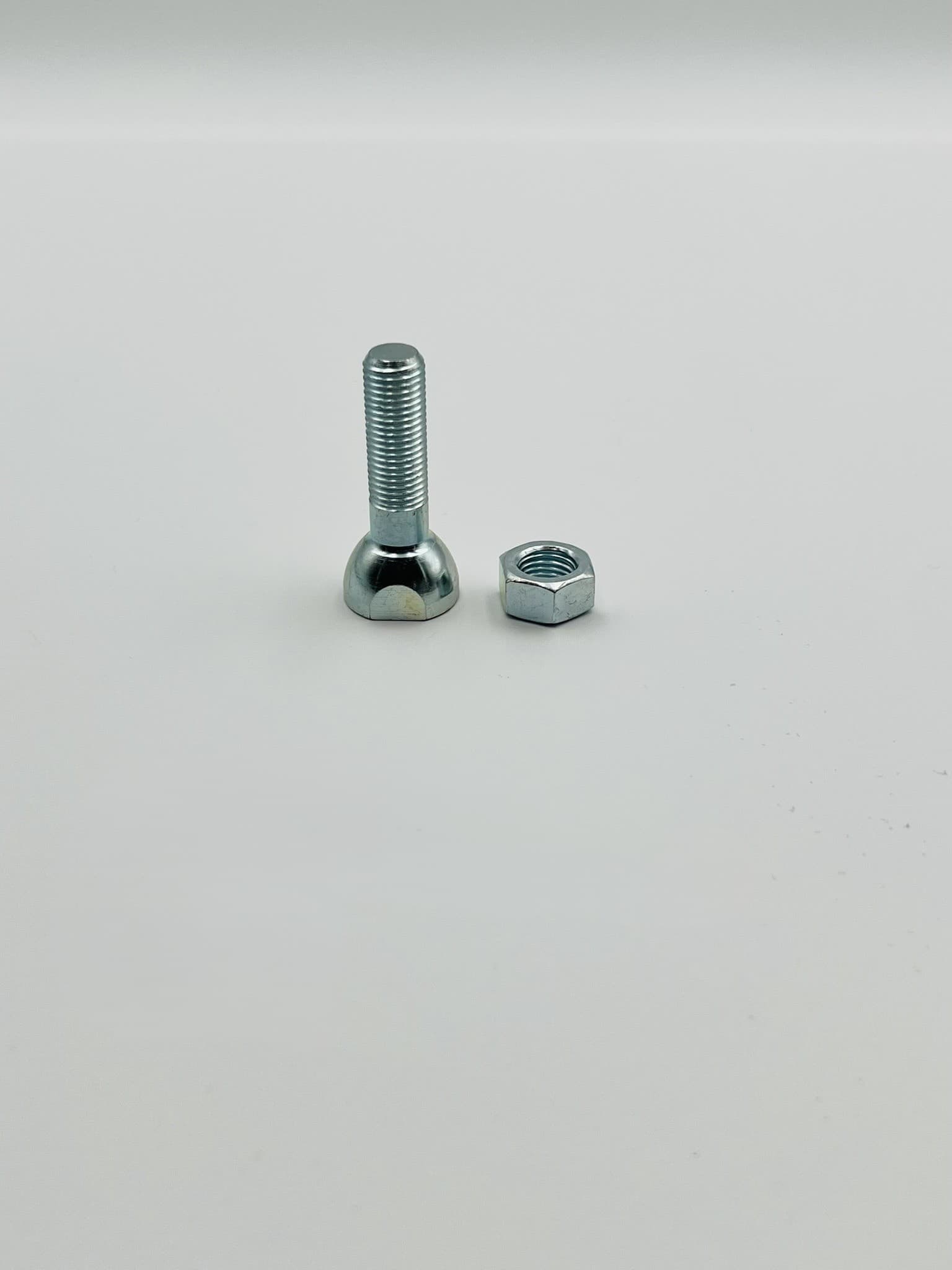 CHEVY GMC TRK TAILGATE LATCH PIVOT, FLEETSIDE 58-66